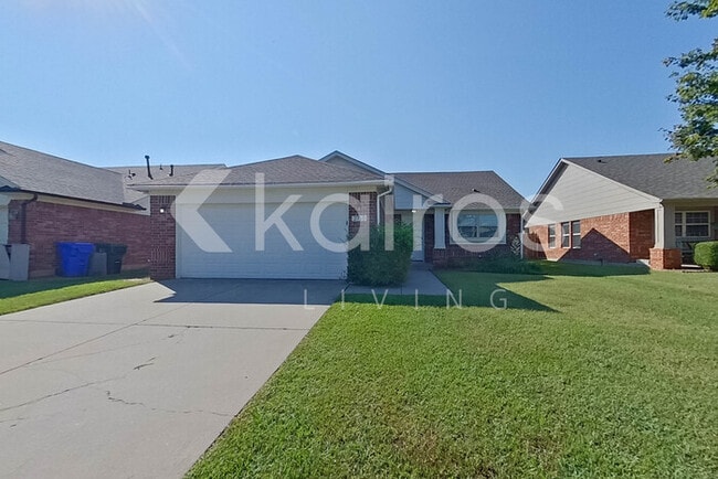 Building Photo - 2720 Edgemere Dr