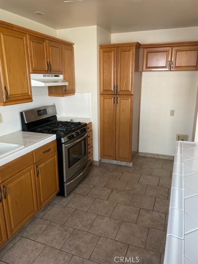 Building Photo - 6008 Comstock Ave