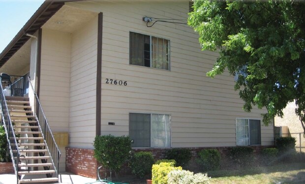 Foto del edificio - 27606 Violin Canyon Rd