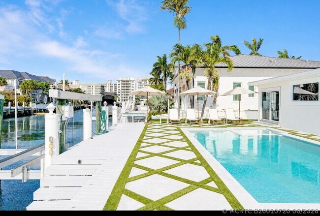 Foto del edificio - 885 Nafa Dr