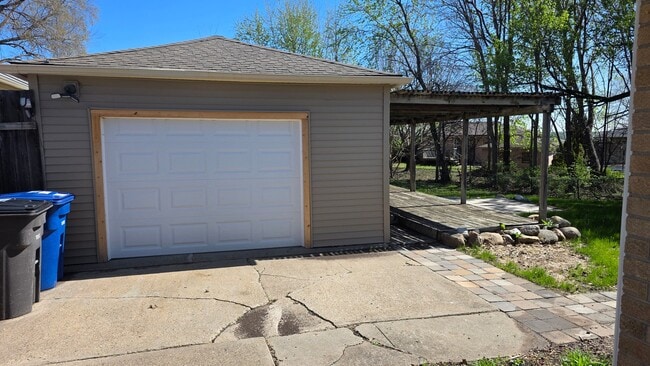 Foto del edificio - 2564 E Tiffin Ave