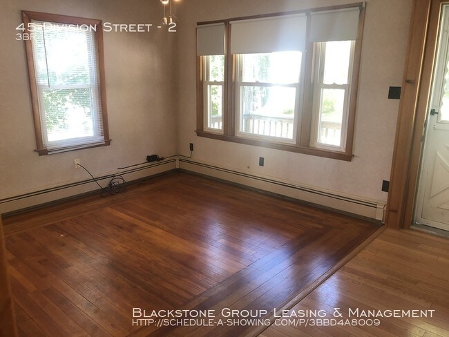 Foto del edificio - 45 Division Street