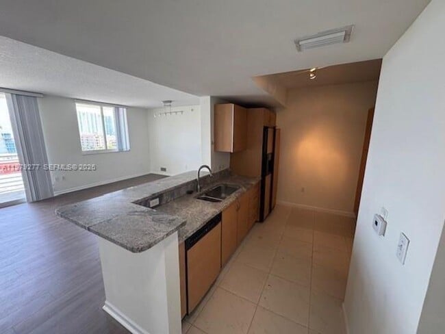 Photo - 18800 NE 29th Ave House