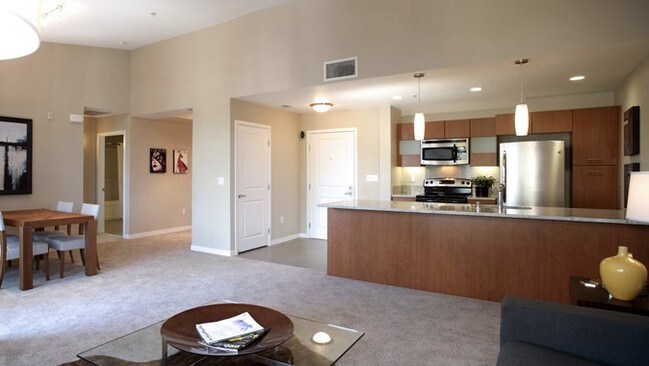 Building Photo - 430 Oak Grove Dr