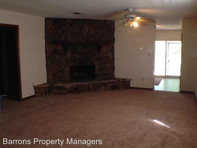Building Photo - 2 br, 2 bath House - 2882 Villa Woods Circle