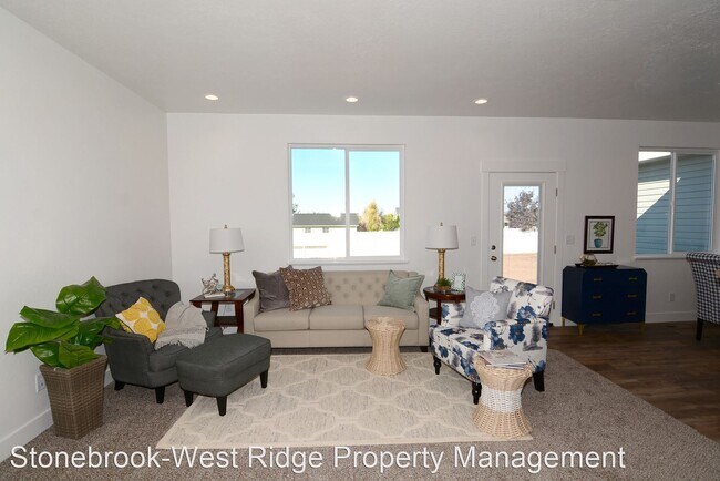 Building Photo - 6 br, 3 bath House - 732 South 340 East