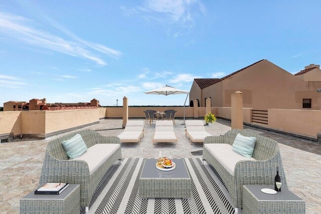 Building Photo - 7217 Promenade Dr