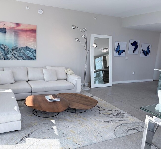 Foto del edificio - 460 NE 28th St