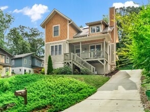 Building Photo - 66 Deaver St