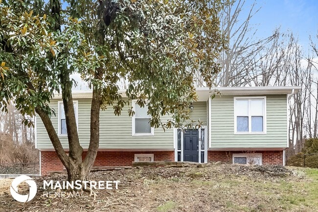 Building Photo - 9104 Royal Oak Dr