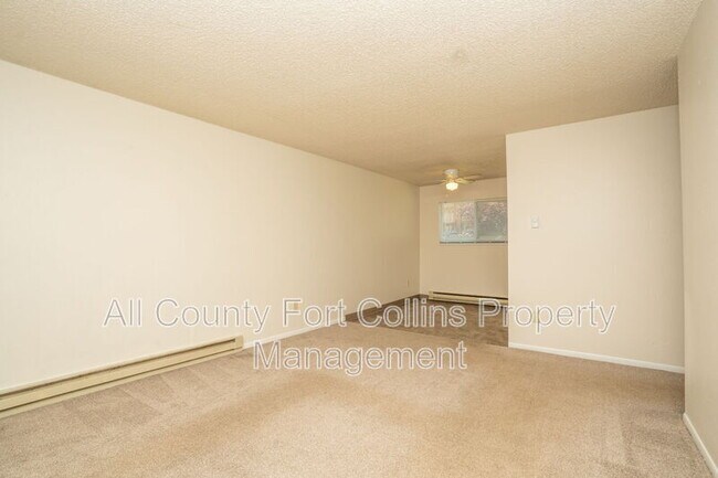 Foto del edificio - 1716 Erin Ct