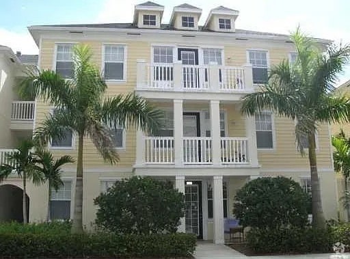 Building Photo - 225 Murcia Dr