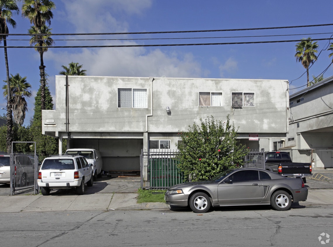 Building Photo - 14662 Hubbard Ave