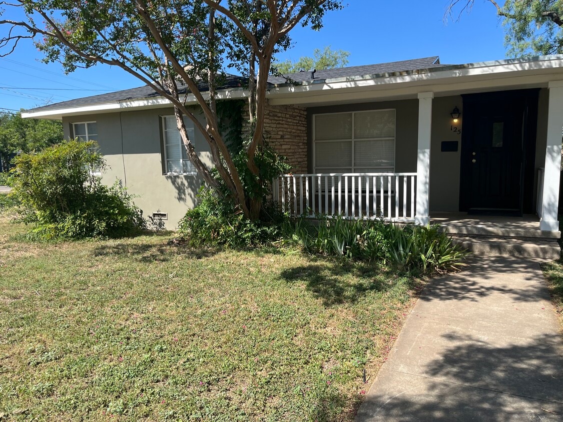 125 S Milton St, San Angelo, TX 76901 Townhome Rentals in San Angelo