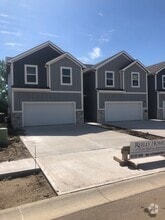Building Photo - 16067 Garden Pky