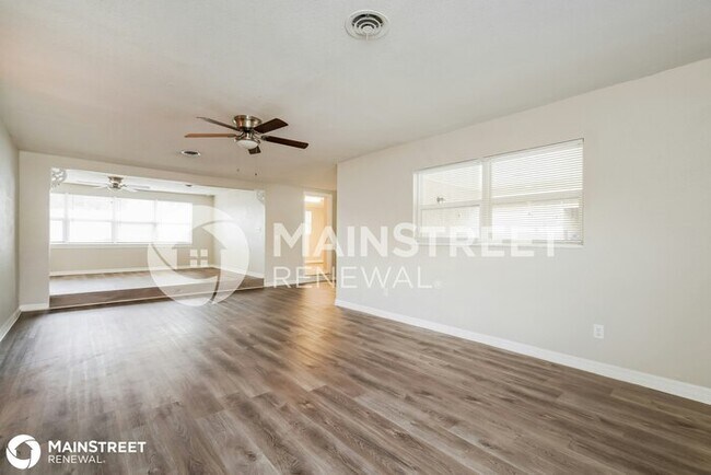 Foto del edificio - 924 AVENUE T SE, WINTER HAVEN, FL 33880