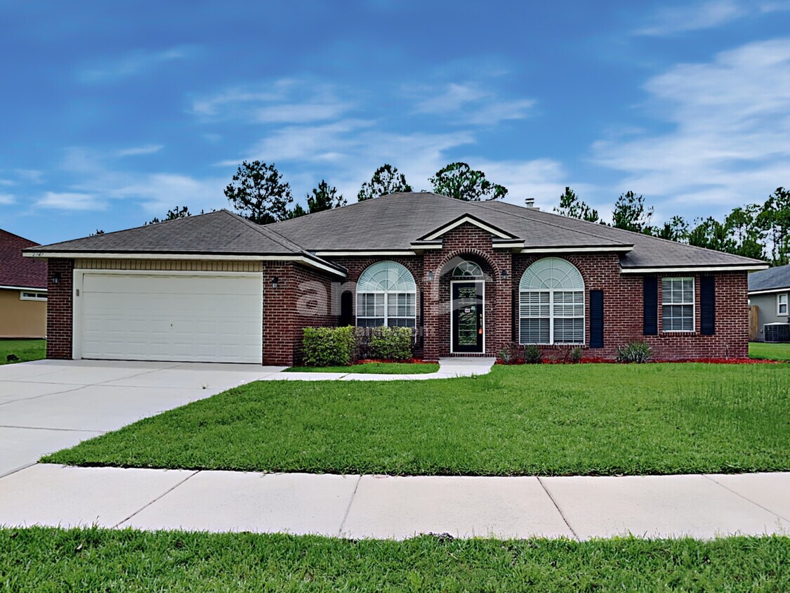 Primary Photo - 2747 Royal Pointe Dr