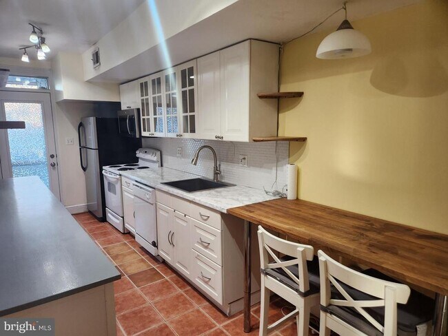 Foto del edificio - 1412 A St SE