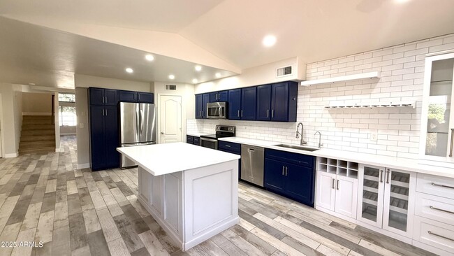 Building Photo - 20438 N 17th Way