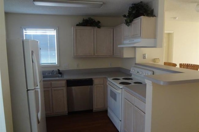 Building Photo - 2120 Wolf Tech Ln