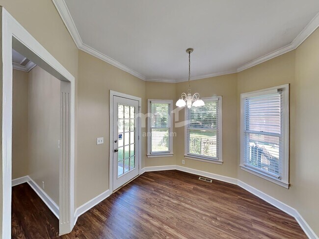 Foto del edificio - 2710 Soaring Eagle Ct