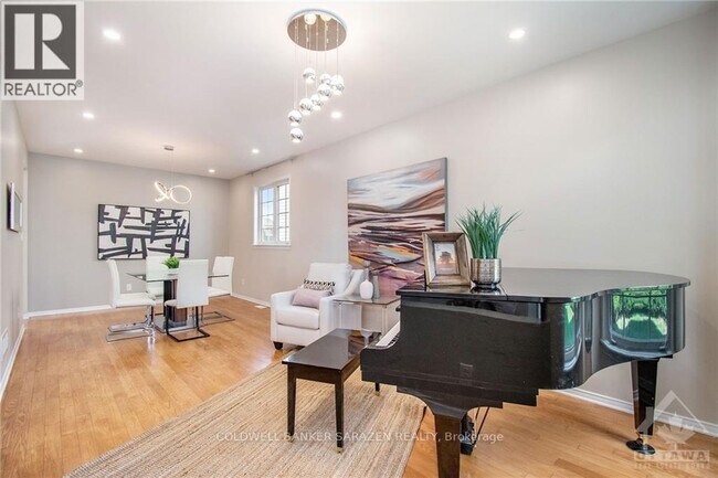 Building Photo - 208 Kinloch Crt