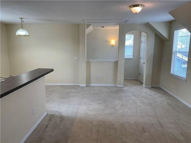 Building Photo - 1006 Wild Elm St
