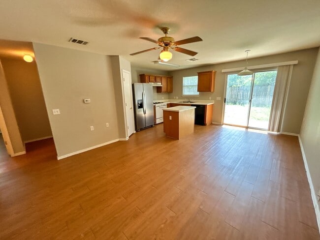 Foto del edificio - Cozy 3/2 house in Joseph Edward Subdivision