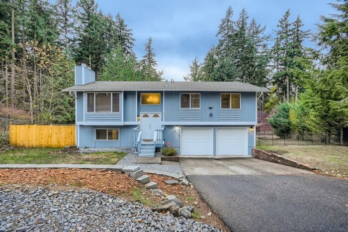Primary Photo - 7717 182Nd Avenue E, Bonney Lake, WA, 98391