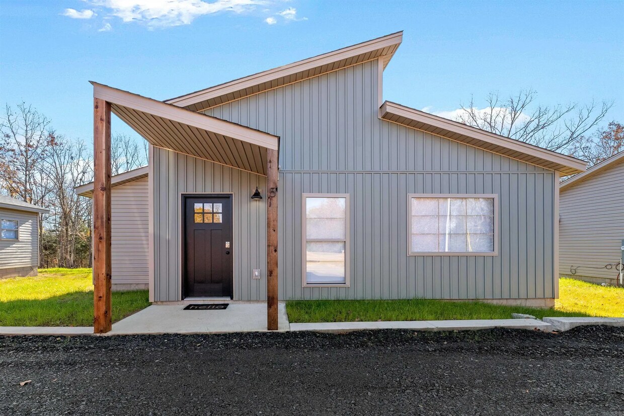 Foto principal - 2601 W Maddox Rd