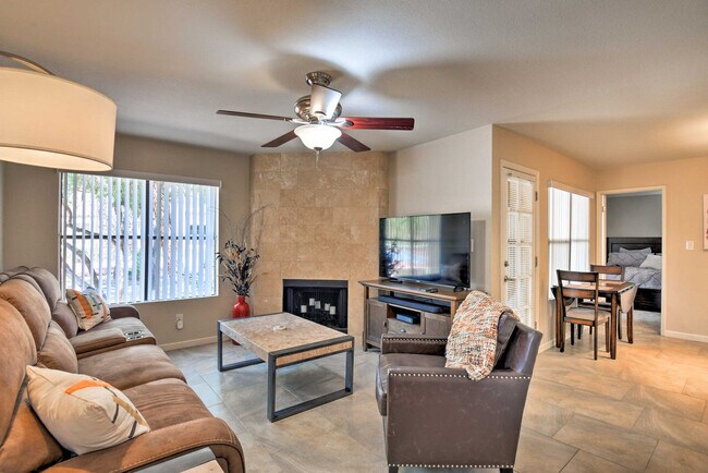 Foto del edificio - 8787 E Mountain View Rd