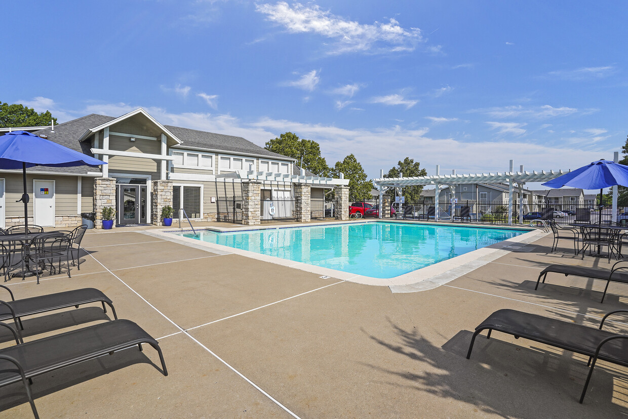 Pool - Regency Point Luxury Apartments