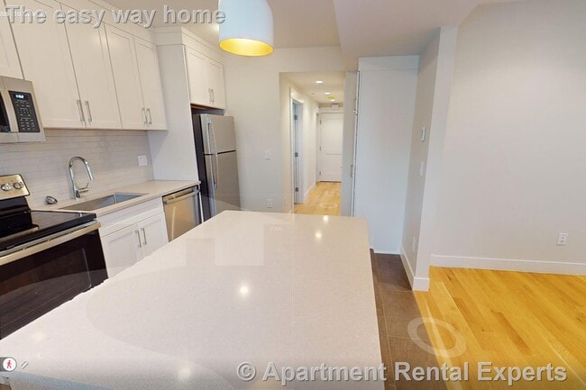 Foto del edificio - 208-210 Banks St Unit #3