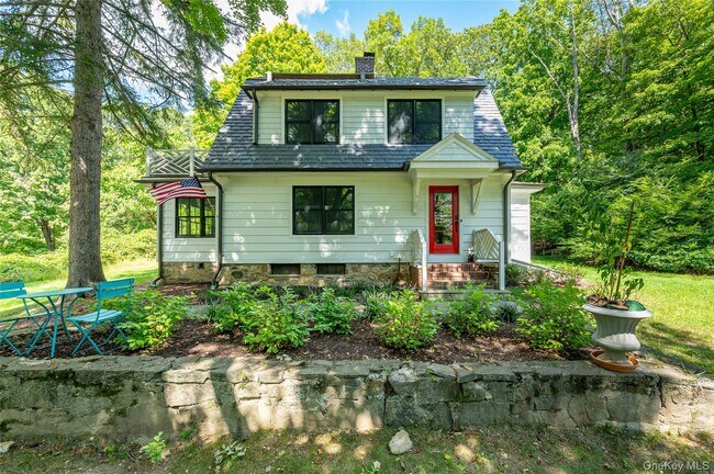 Foto del edificio - 277 Stone Hill Rd