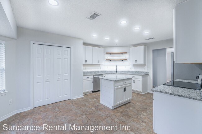 Foto del edificio - 4 br, 2 bath House - 460 Jillian Drive