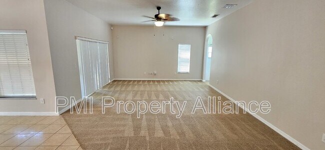 Building Photo - 9832 Heron Pointe Dr