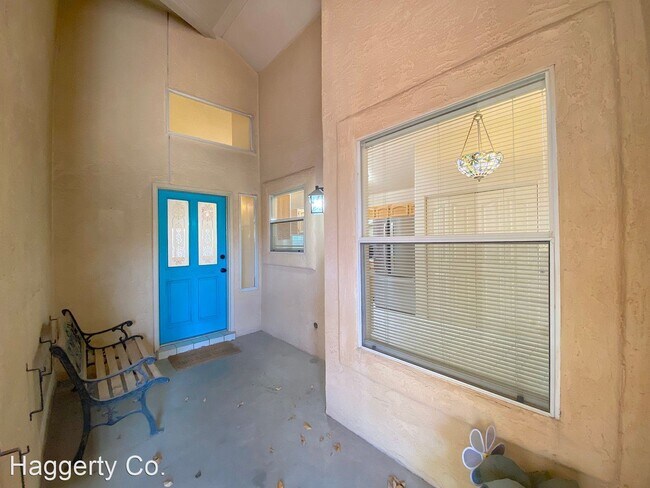 Building Photo - 2 br, 2 bath House - 6184 Los Robles