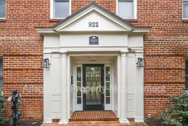 Foto del edificio - 922 S Washington St