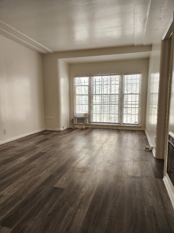 Foto del edificio - 1781 Orchid Ave