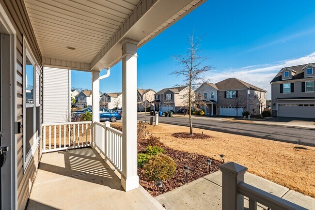 Building Photo - 836 Ember Dr