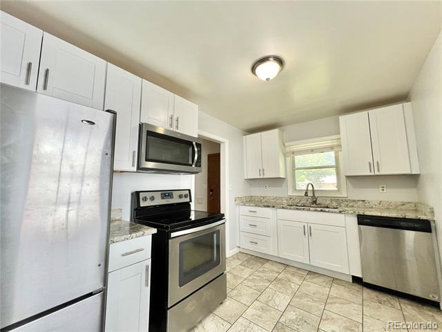Building Photo - 2216 Elmira St