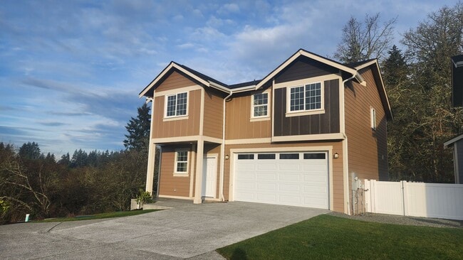 Building Photo - New Construction 4 Bedroom, 2.5 Bathroom Home in Yelm Creek Estates!