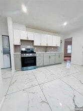 Building Photo - 23 Valley