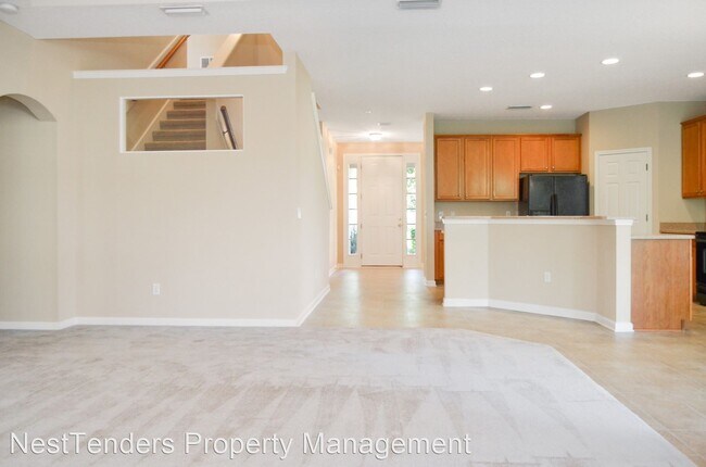 4 br, 2.5 bath House - 3420 N. Victoria La... photo'