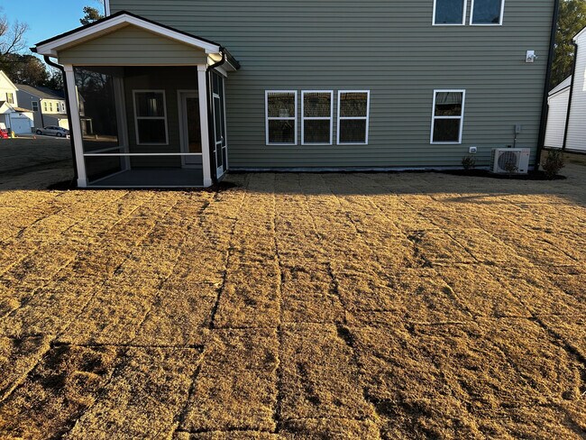 Foto del edificio - Room in House on Dimaggio Dr