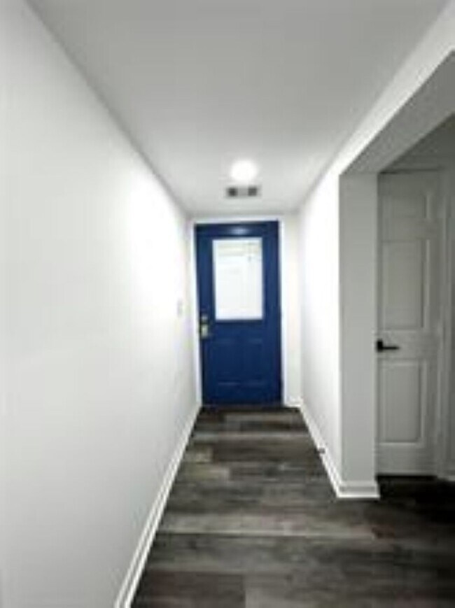 Foto del edificio - 4318 1st