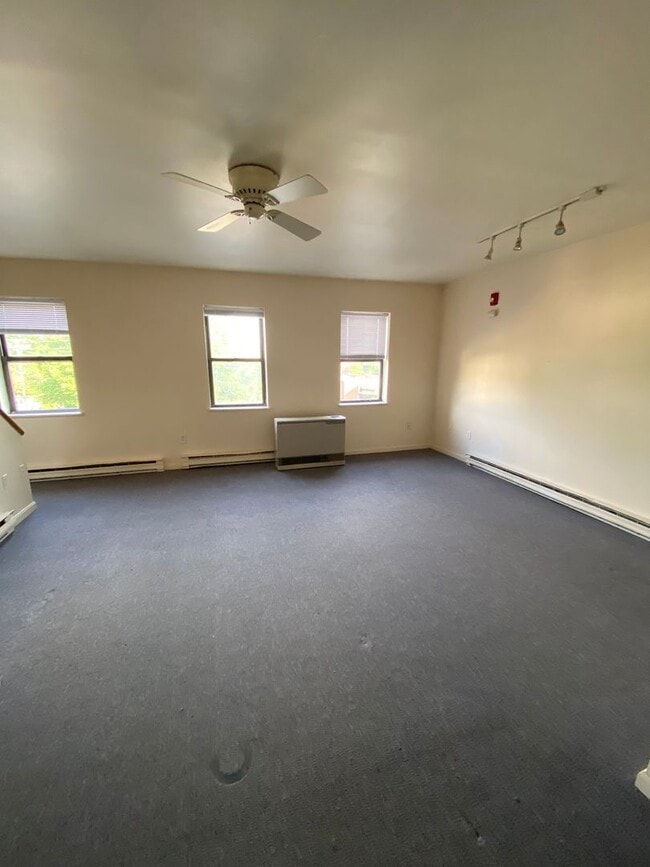 Foto del edificio - 25 Pool St