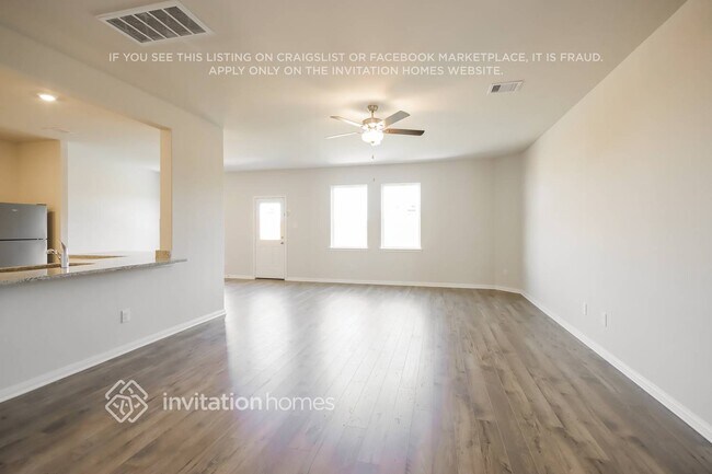 Foto del edificio - 8215 Burnt Orchid Dr