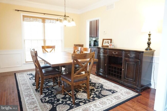 Foto del edificio - 1403 Hampshire Ln