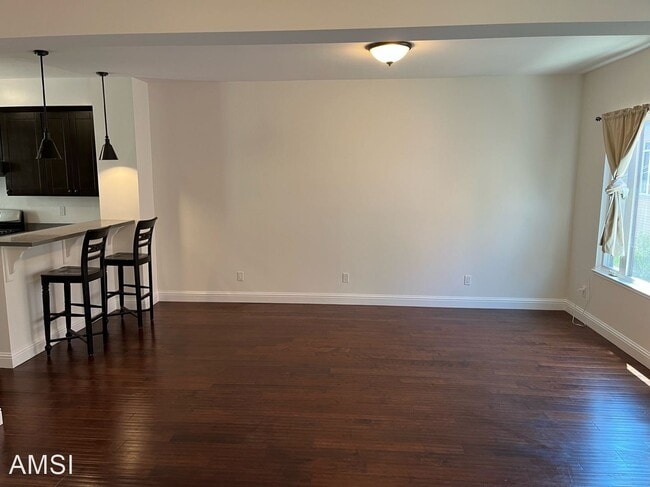 Building Photo - 2 br, 1 bath House - 118 LeRoy Place